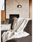 Homeroots Home Decor Aspen White Throw Blanket