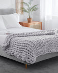 Homeroots Home Decor Willow Light Grey Chunky Knit Throw Blanket